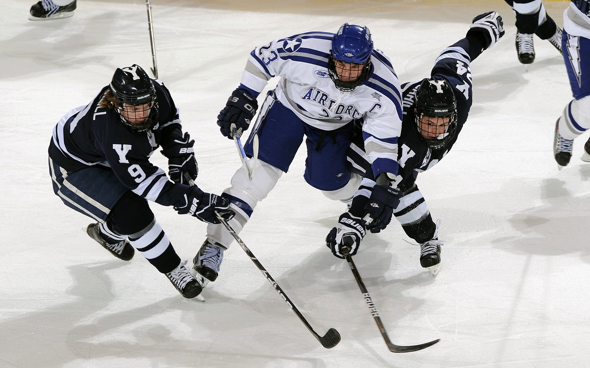 羽毛球业余联赛参赛人数连年增长，业余羽毛球比赛赛制