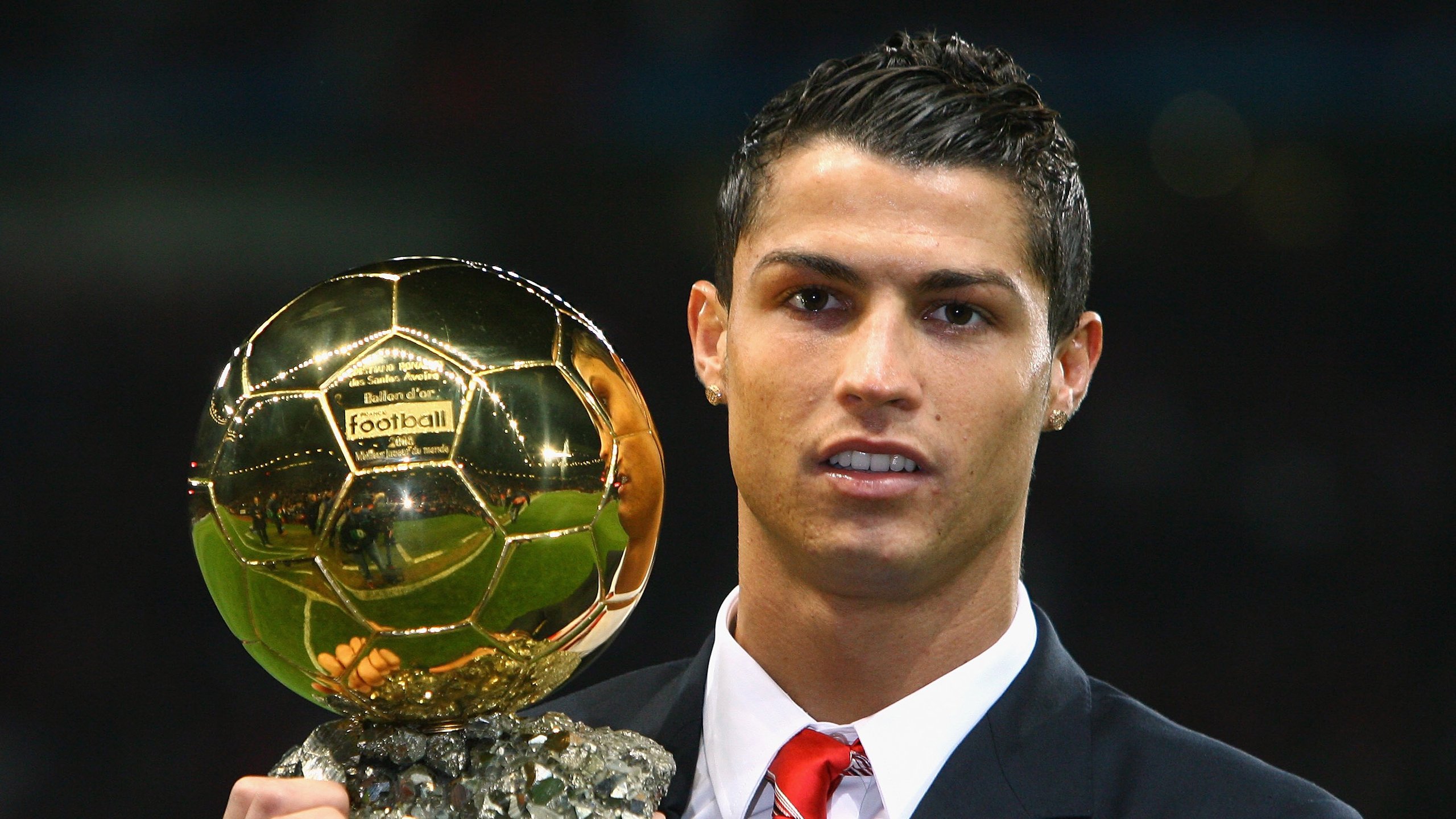 职业联赛设立形象推广日提升球员品牌影响力，职业联赛的意义